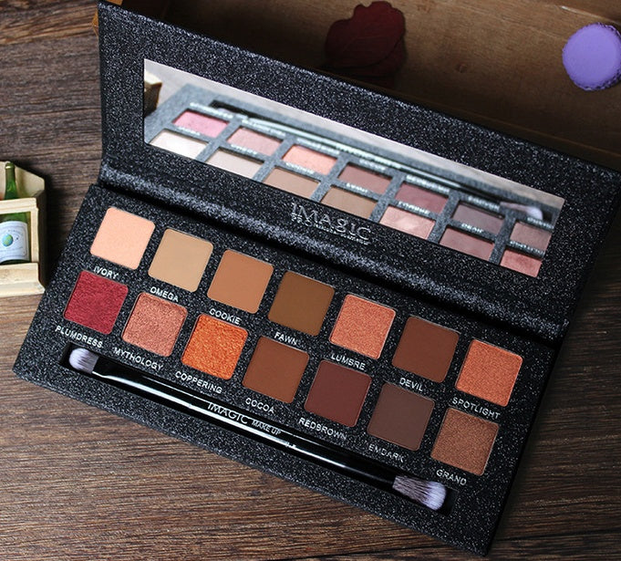 Cool And Warm Collocation With 14 Color Eye Shadow To Brighten Complexion And Make-up Eye Shadow. Cool And Warm Collocation With 14 Color Eye Shadow To Brighten Complexion And Make-up Eye Shadow.